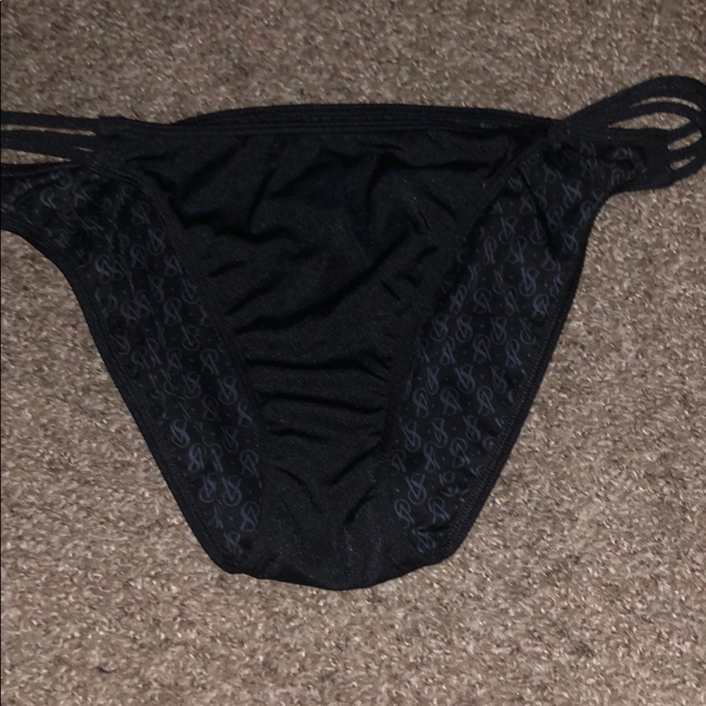 black bikini bottoms